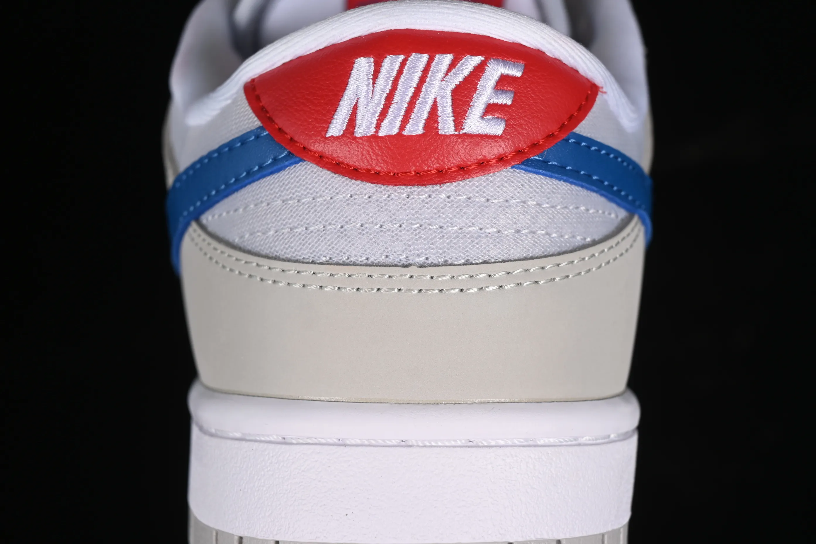 All categories Nk SB Dunk series Nk SB Dunk Low low-top sneakers Nk Dunk Low "Silver Surfer" Silver Surfer SB low-top casual sneakers HF0391-001
